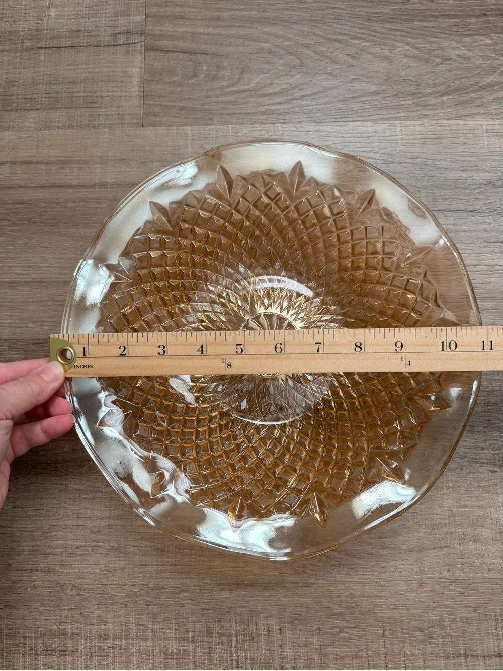 Vintage Marigold Diamond Scalloped Edge Serving Bowl | 9”